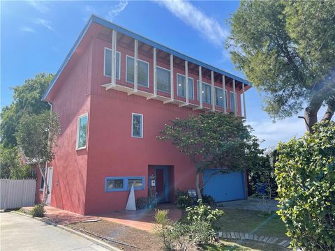 Photo of 4856 W 63rd Street, Ladera Heights, CA 90056 (MLS # SB25052750)