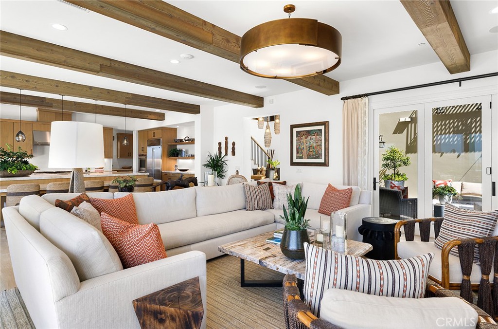 ,Sea Summit - Residential