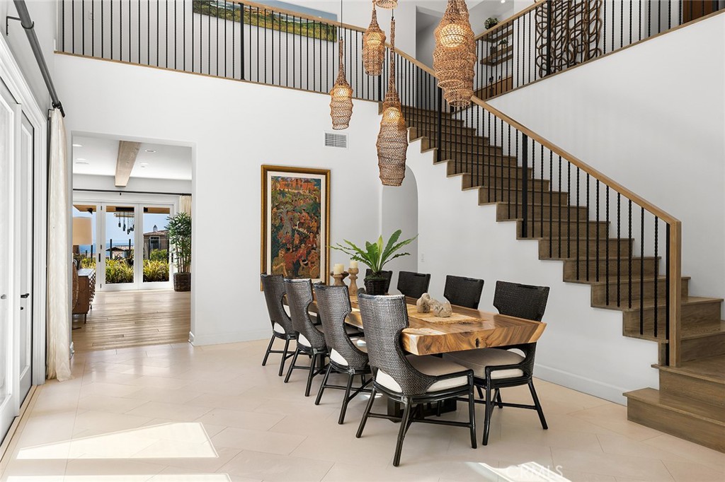 ,Sea Summit - Residential