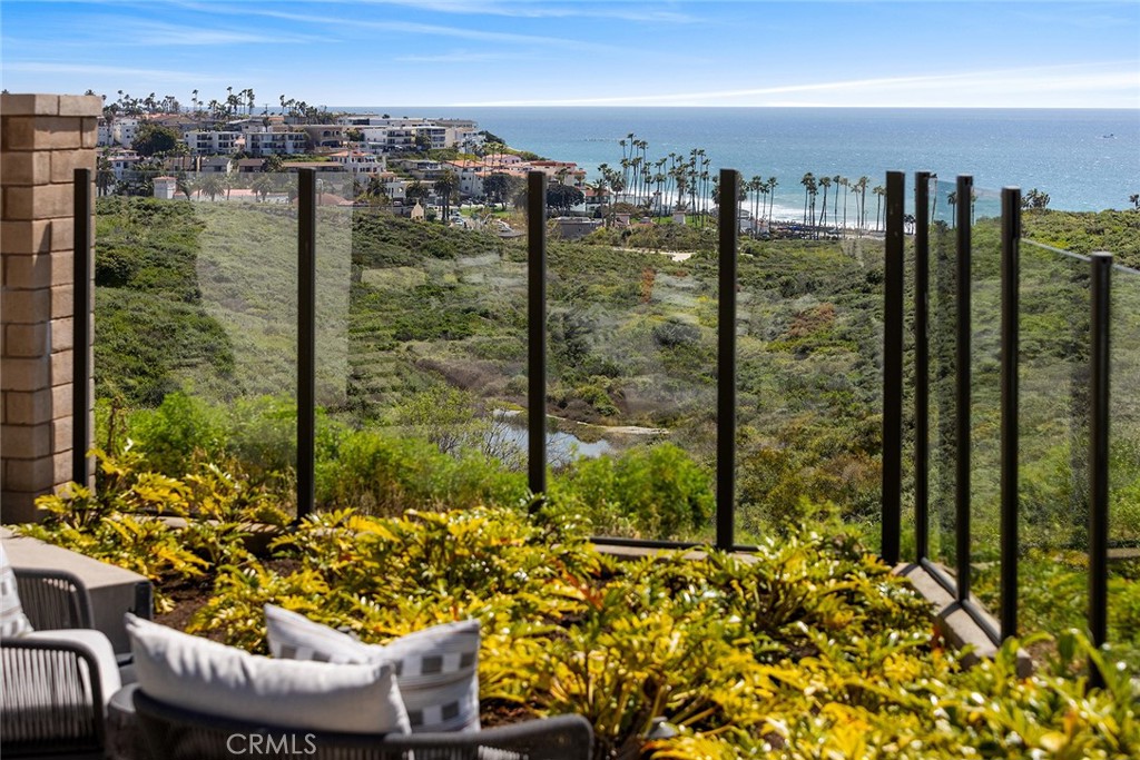 ,Sea Summit - Residential