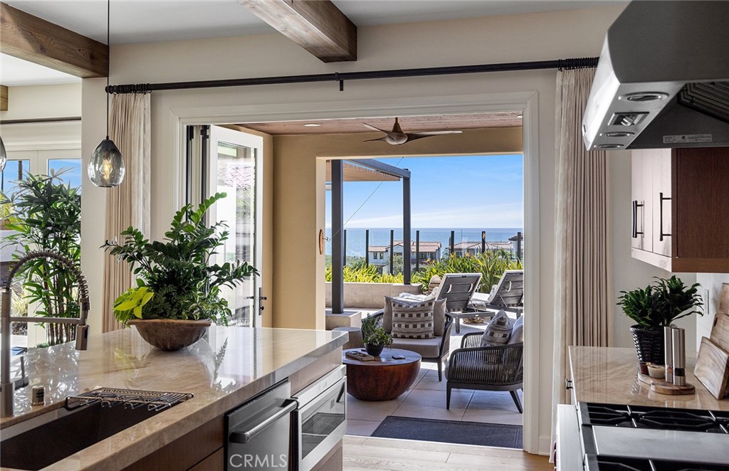 ,Sea Summit - Residential