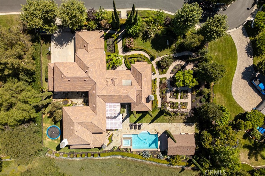 7 Windcroft Drive