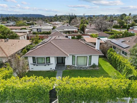 A home in Reseda