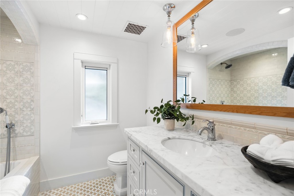 The Village (VIL) - Residential