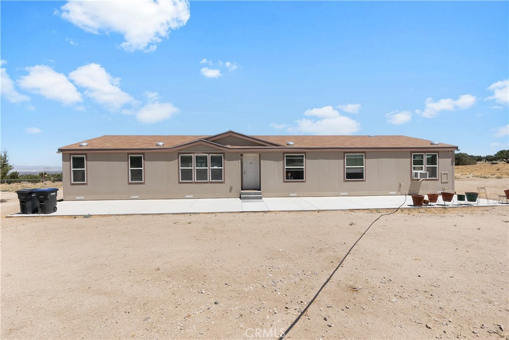 View Pinon Hills, CA 92372 mobile home