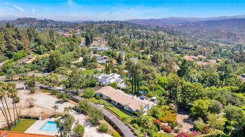 A home in North Tustin