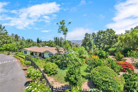 A home in North Tustin