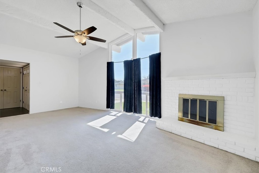1471 Valley View Drive