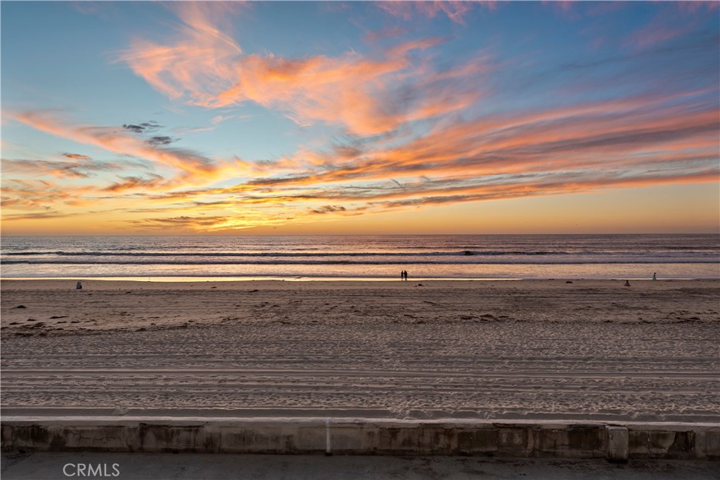 Mission Beach - Residential