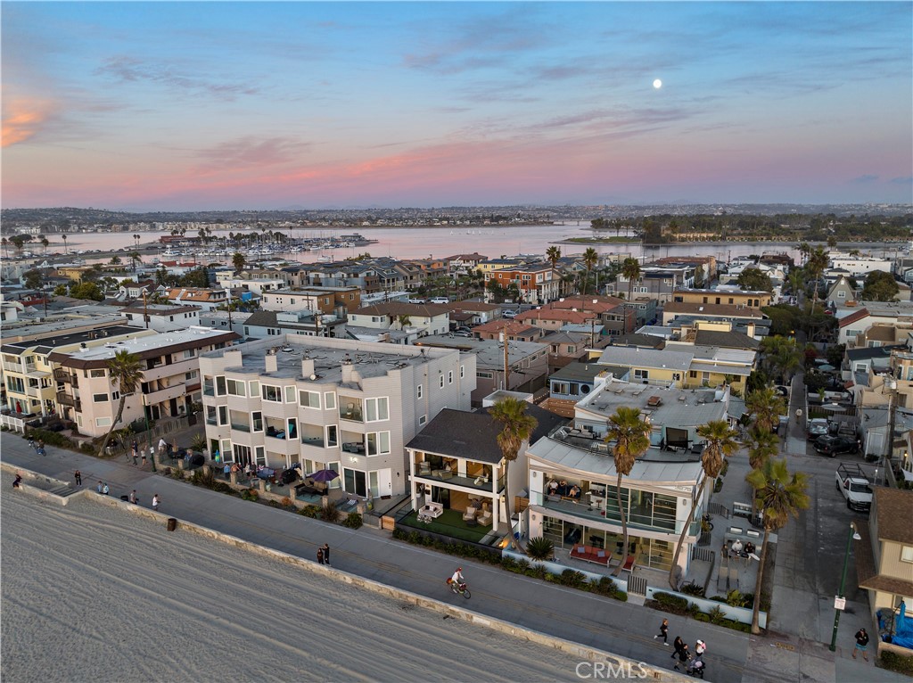 Mission Beach - Residential