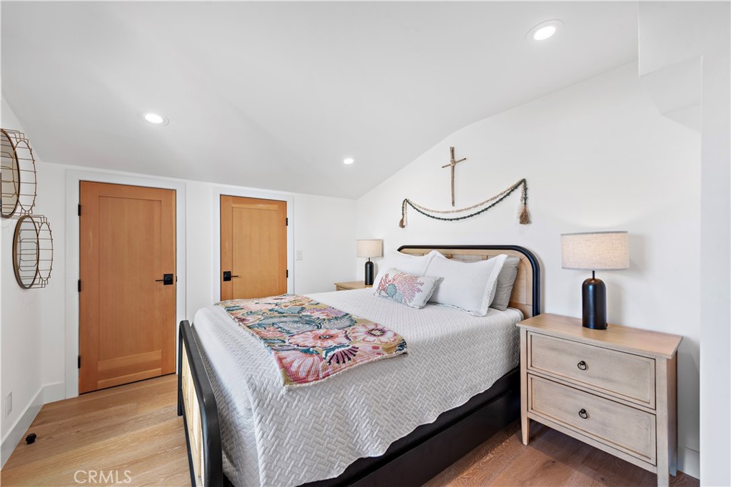 Mission Beach - Residential