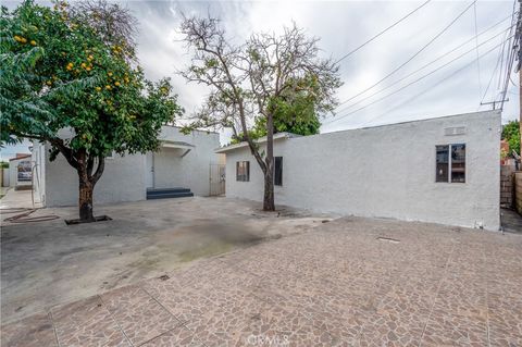 A home in Huntington Park