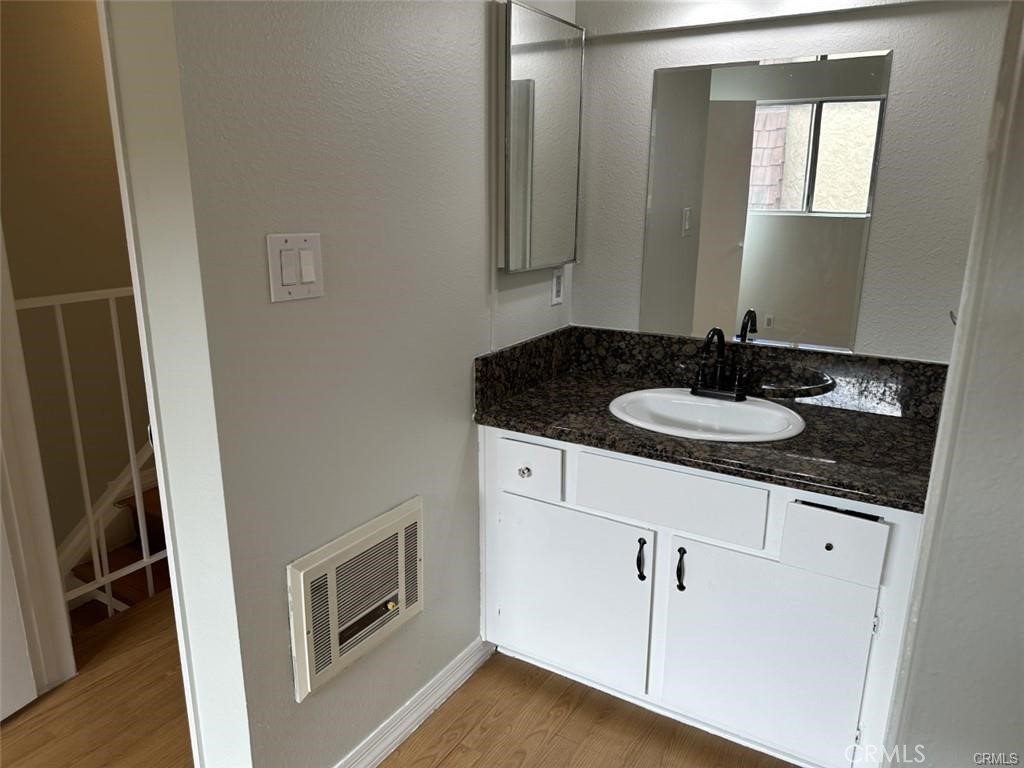 Photo 1 of 8 of 919 N Inglewood Avenue 16 condo