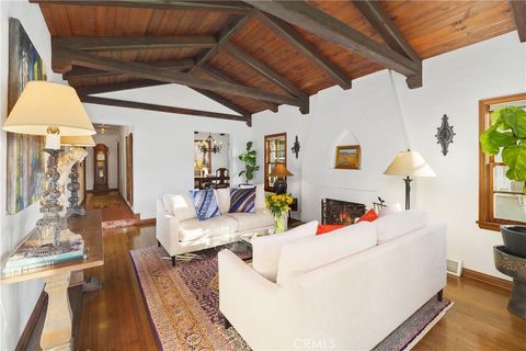 3736 Gaviota Avenue Long Beach CA 90807