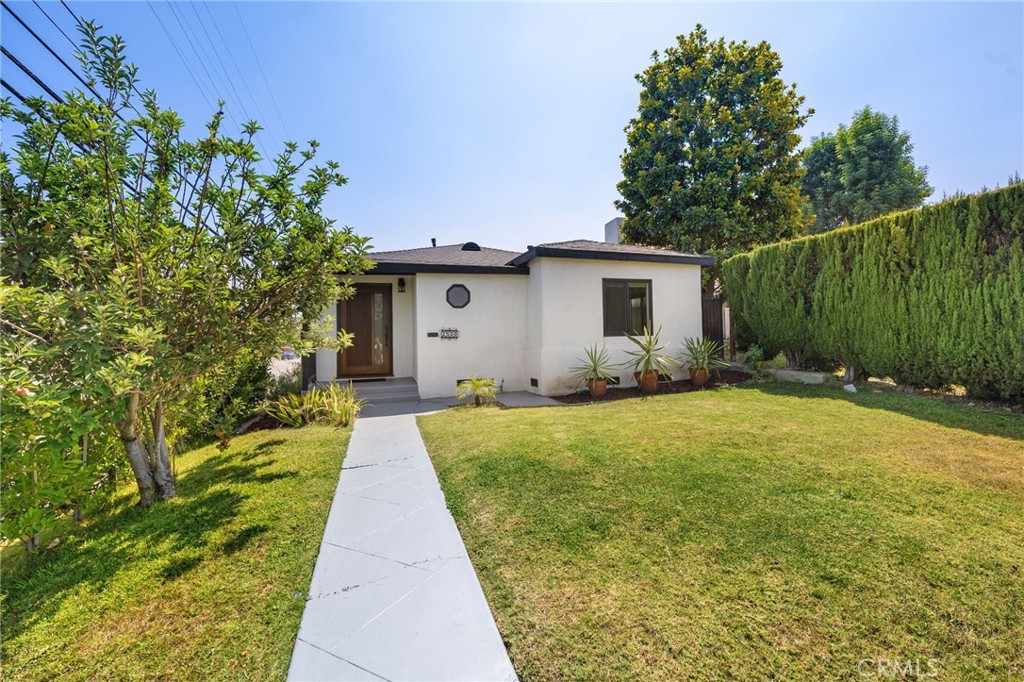 Properties 1 2500 Aurora Terrace