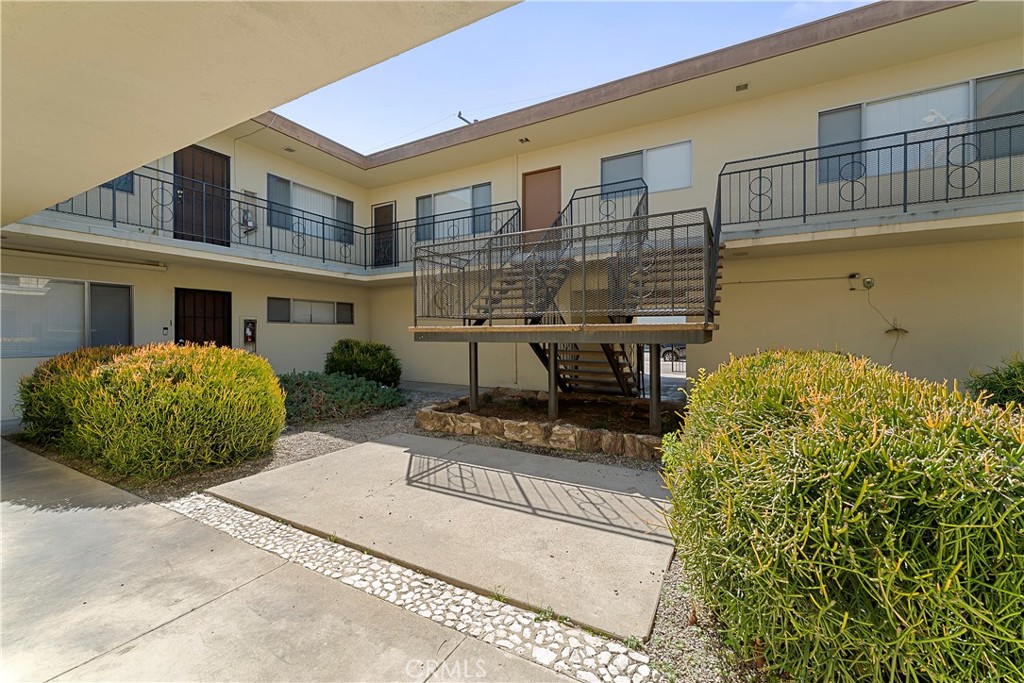 1835 W 166th Street