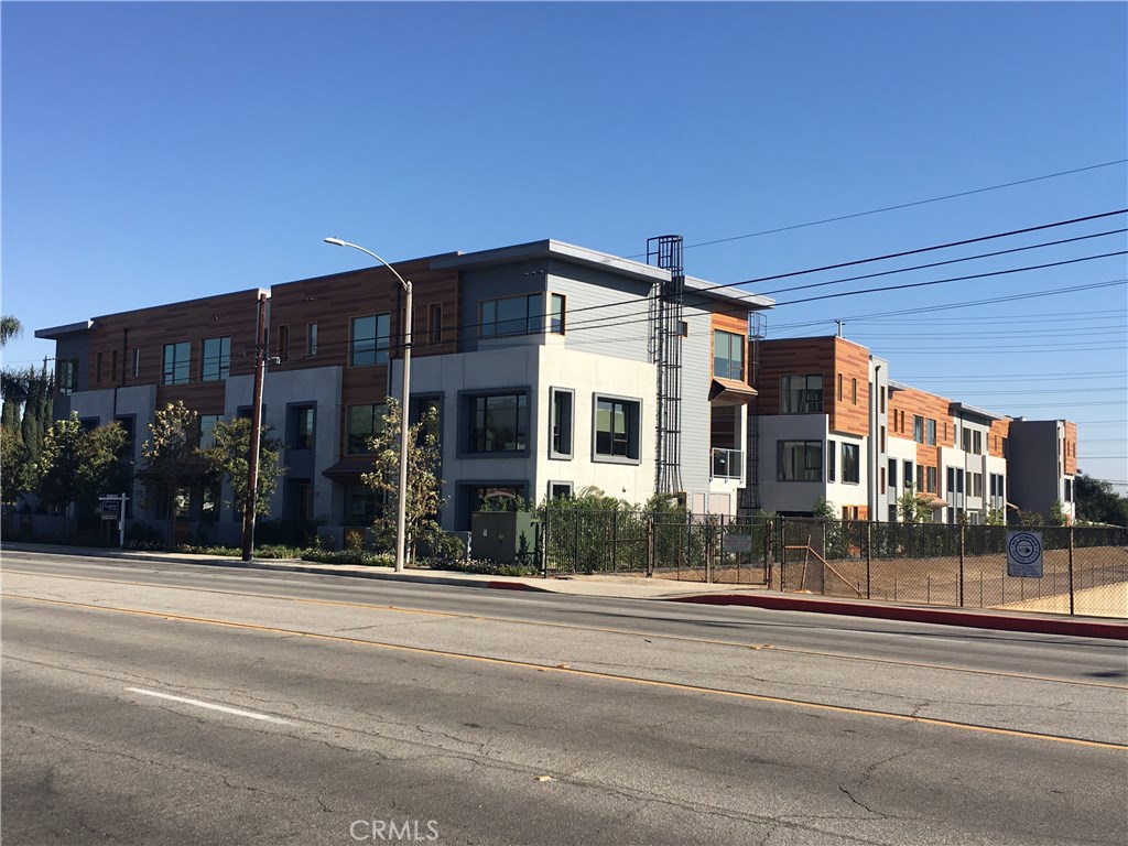Luxury Brand New Income Property located in the Griffin Arcadia community within the award winning Arcadia School District. This elegant townhome community total have 17 units with 3 different models, 14 units 4B/4B, 2 units 2B/3B and 1 unit 3B/3B. Living size is from 1265 to 2205 sqft. All the units with recessed lights, huge double strength glass windows, pre-wired cable, modern kitchen and efficient amenities. 2 cars attached garage each unit plus 9 community guest parking space. Easy to rent now and can be sold together or separately in the future.