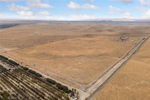 A home in Arvin