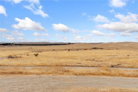 A home in Arvin