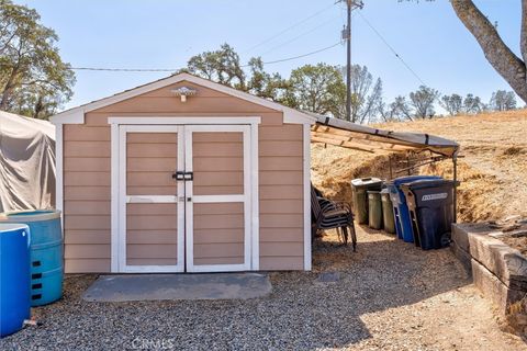 A home in Madera