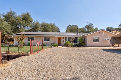 A home in Madera