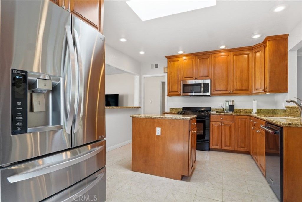 listing image 130724926306422587118