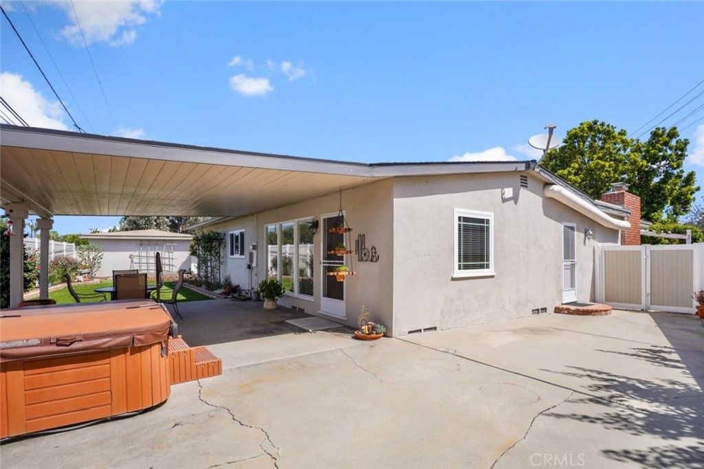 listing image 130725721844699059122