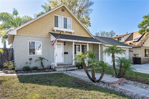 A home in La Mirada