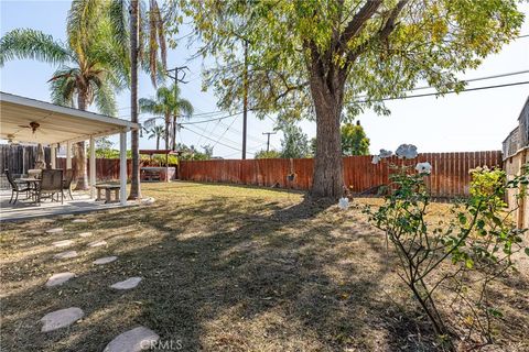 A home in La Mirada