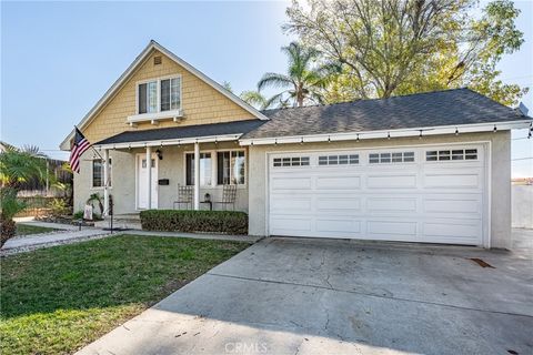 A home in La Mirada