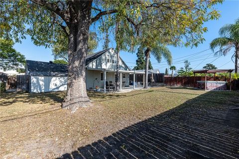 A home in La Mirada