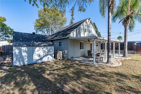 A home in La Mirada