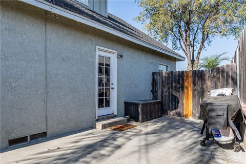 A home in La Mirada