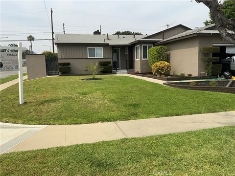 A home in La Habra