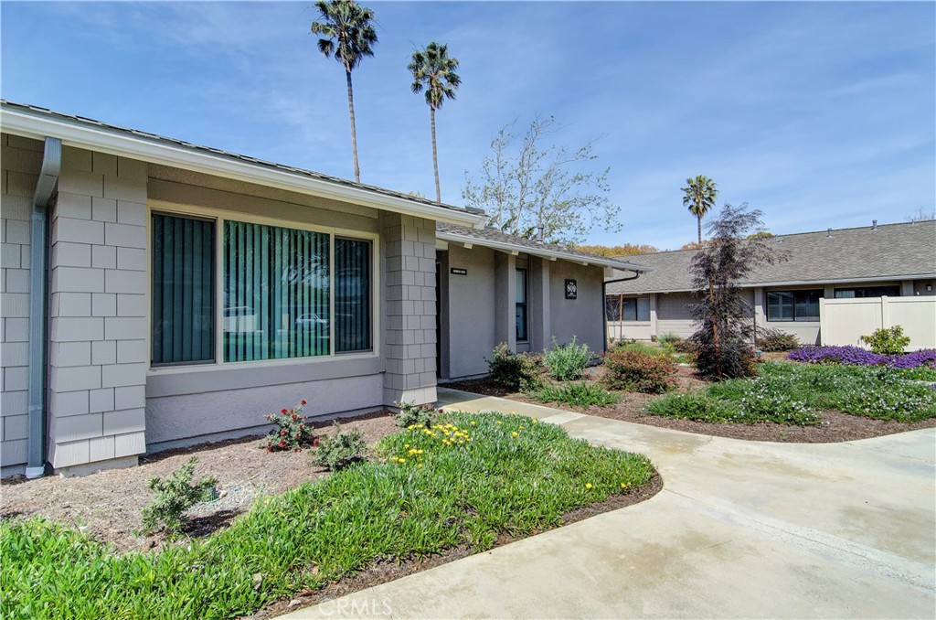8566 Larkhall Circle 809D