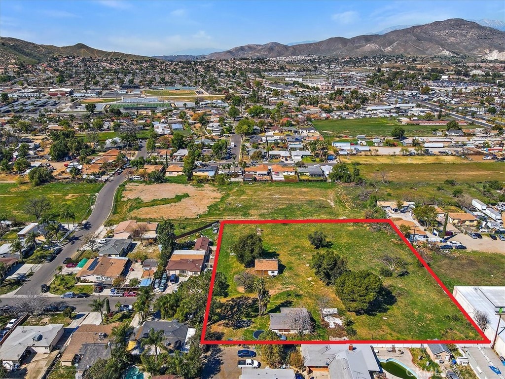 CALLING ALL BUILDERS AND INVESTORS! California's has a housing shortage! Come and be a part of the solution by building more homes in Jurupa Valley/Riverside! This cul-de-sac building site offers 7 flat buildable lots with lot sizes that range from 8,700-9,750 sqft. The hard work is already done! Utilities already on the property from existing structure. Lot is READY TO BUILD! All interested parties are advised to fully research the parcel with all appropriate county and utilities departments and do their due diligence regarding all aspects of this lot. Tentative tract map available upon request. A MUST SEE!