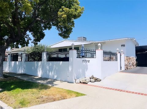 A home in North Hollywood