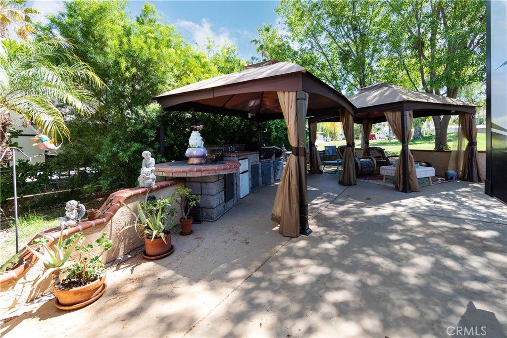 listing image 130725309142654354501