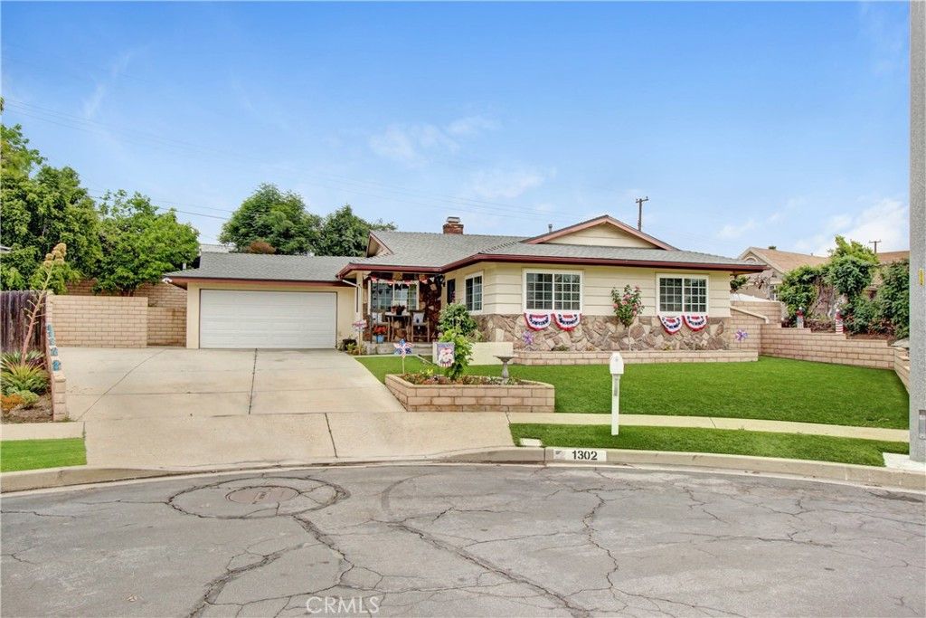 listing image 130727799215431891351