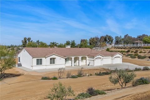 18593 Fort Lauder Lane Perris CA 92570