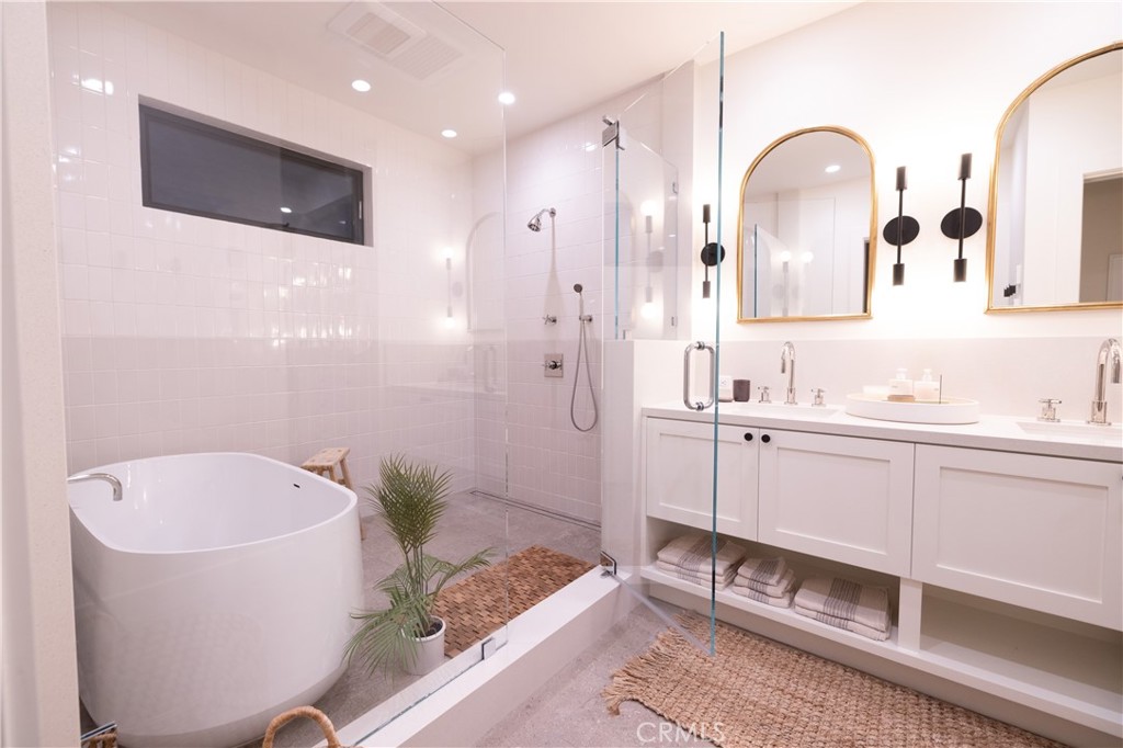 ,Oceanfront - Residential