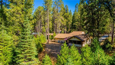 A home in Mariposa