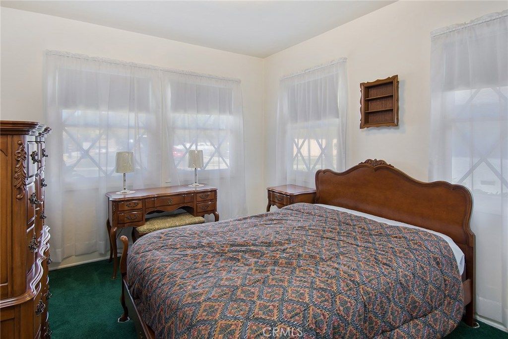 listing image 130720711473919429572