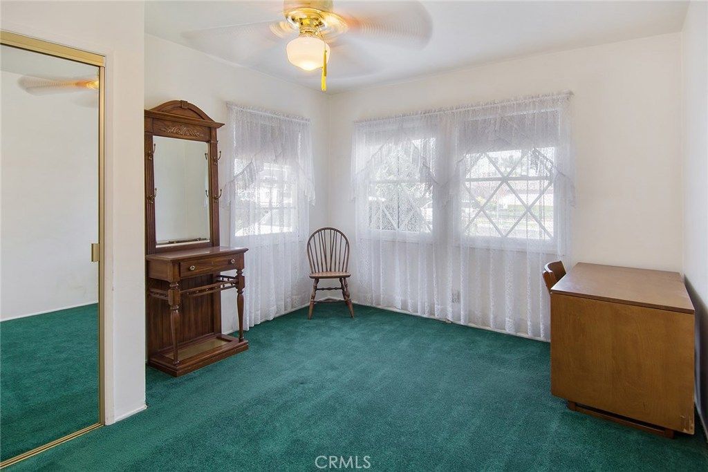 listing image 130723287547278918975