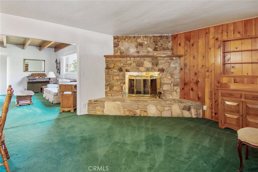 listing image 130723627368896220678