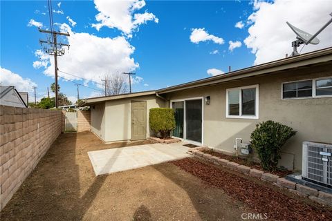 A home in La Mirada