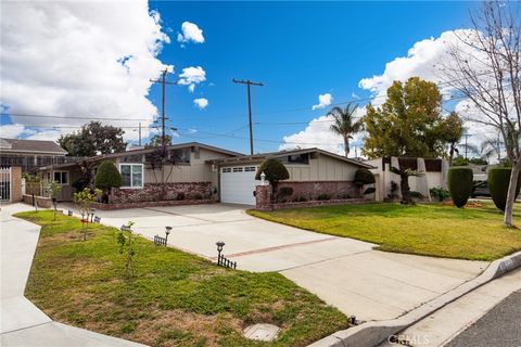 A home in La Mirada