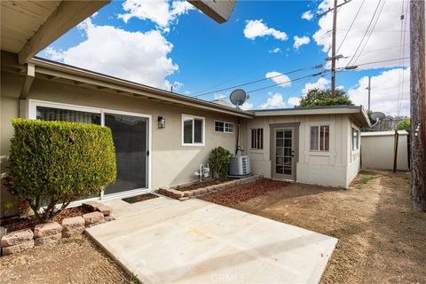 A home in La Mirada