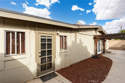 A home in La Mirada