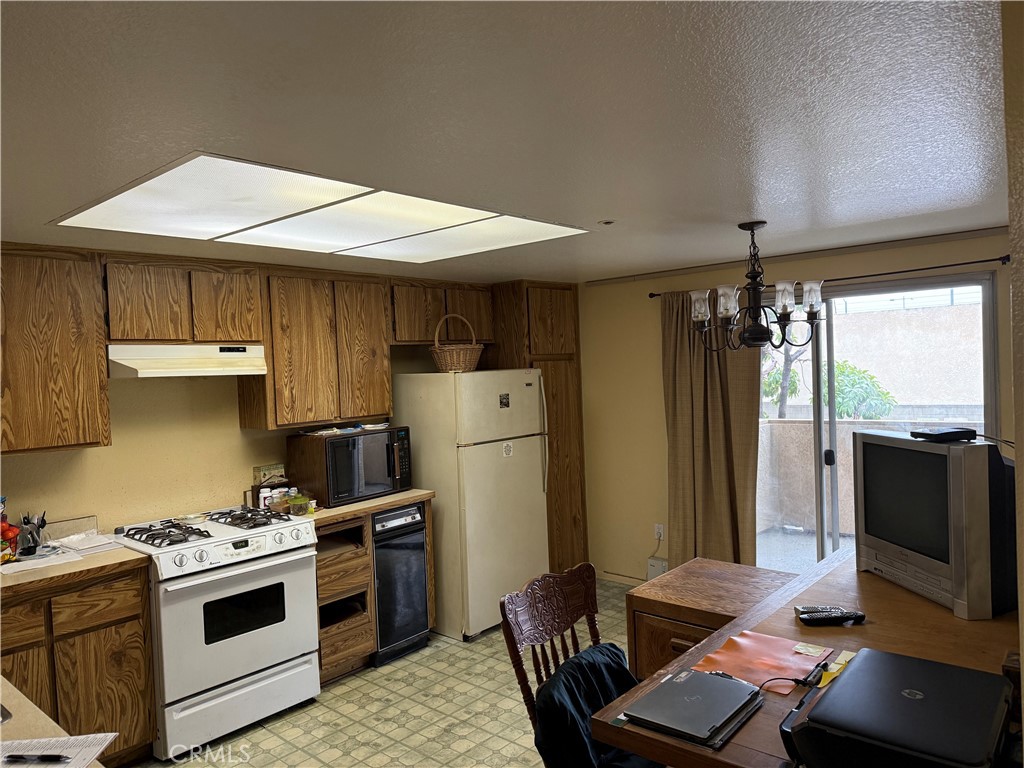 East Lakewood (ELK) - Residential